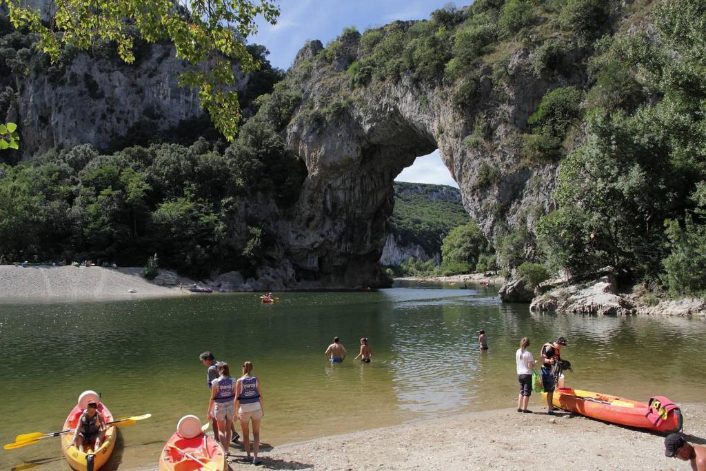 Le Mas Du Ruisseau Bellegarde  Dış mekan fotoğraf